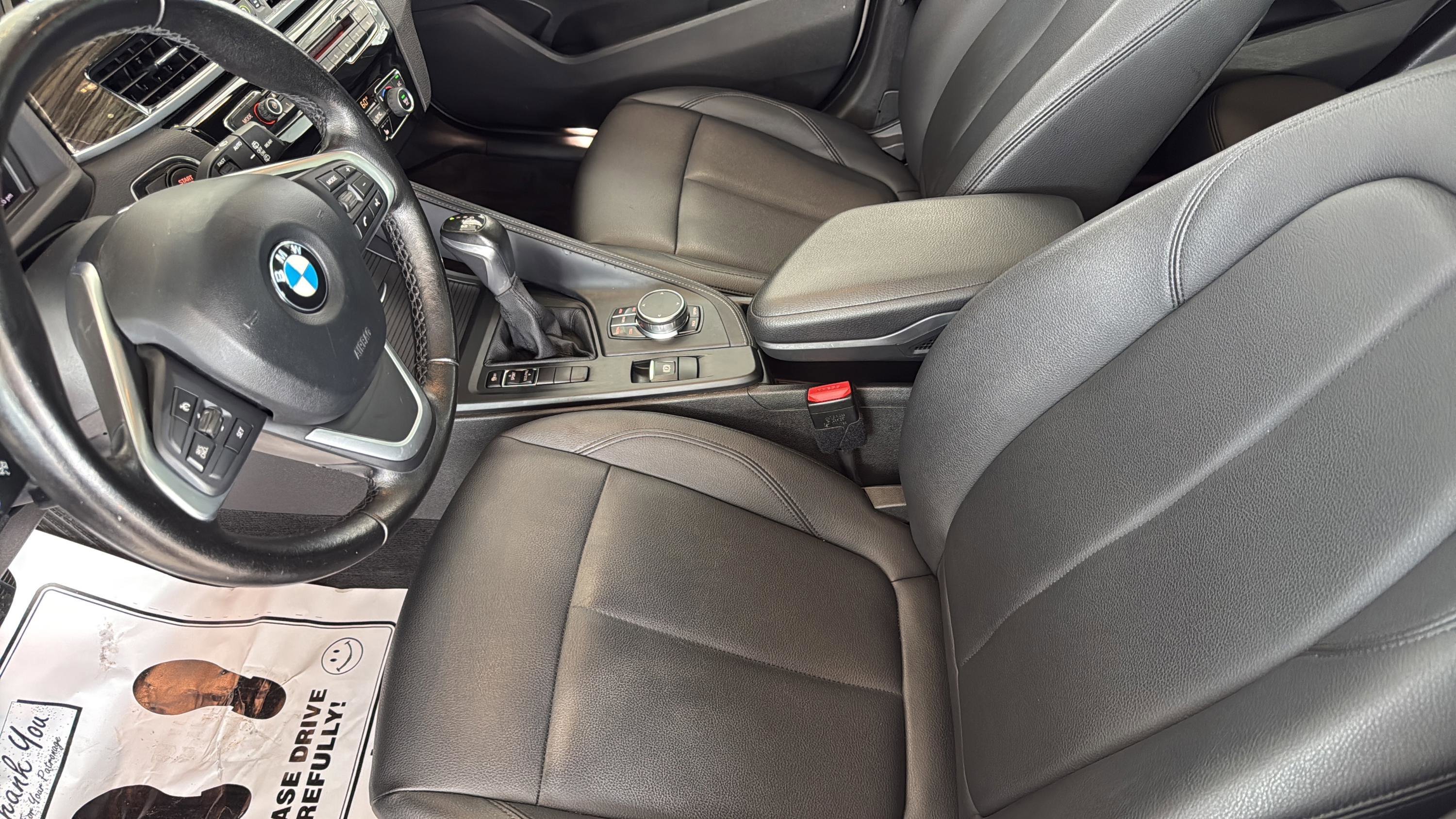 Used 2018 Alpine White BMW sDrive28i image 17