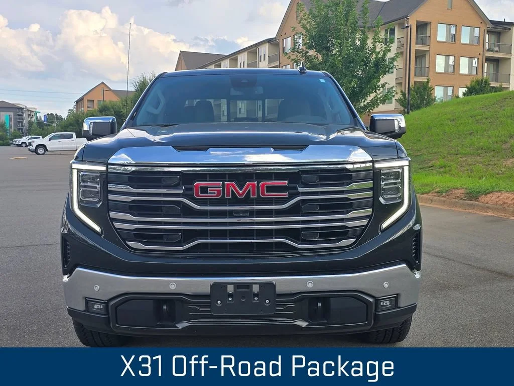Certified Used 2024 Onyx Black GMC SLT image 9
