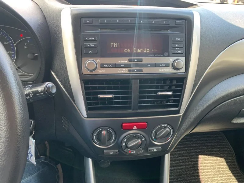 Used 2012 Silver Subaru 2.5X Sport Utility 4D image 26