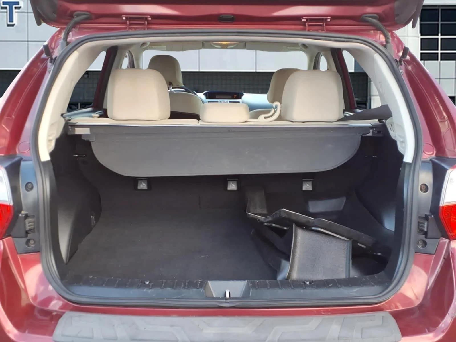 Used 2017 Venetian Red Pearl Subaru Premium image 6