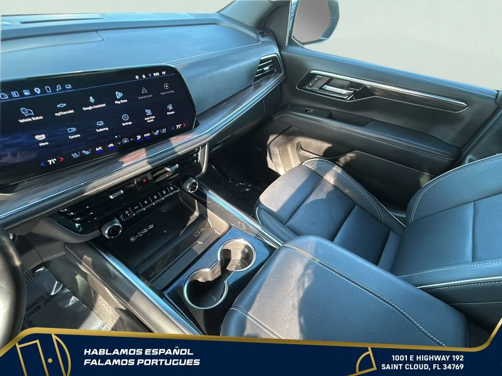 Used 2025 Dark Ash Metallic Chevrolet Premier image 23