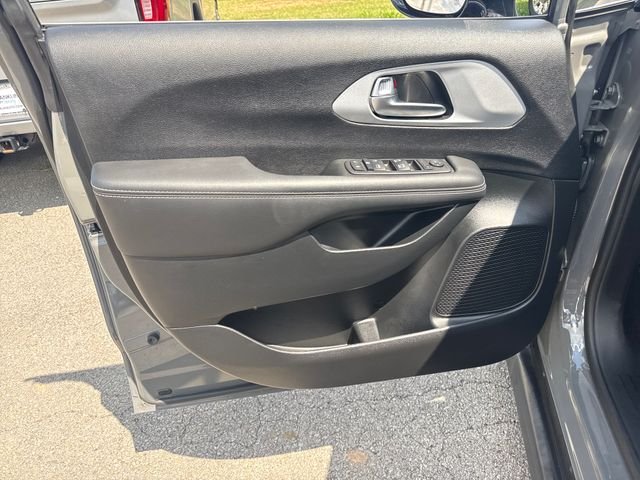 Used 2024 White Chrysler Touring image 12