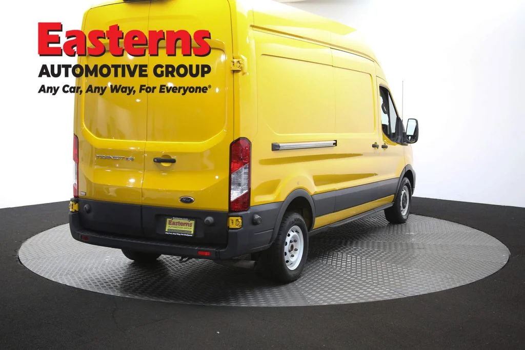 Used 2020 Yellow Ford Base image 38