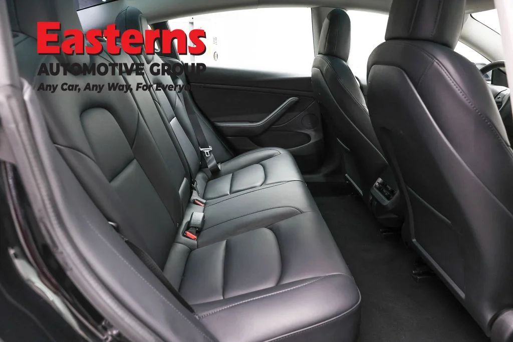 Used 2022 Black Tesla Long Range image 17