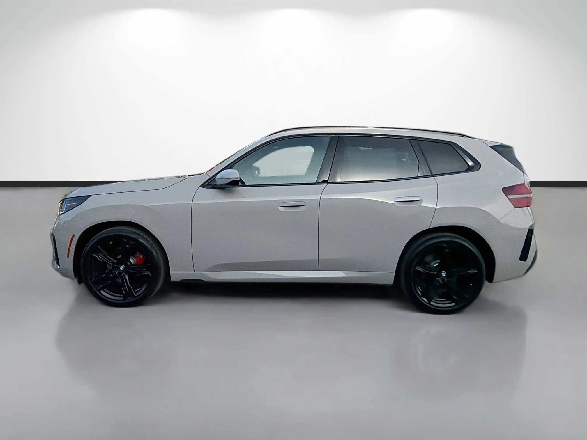 New 2026 Dune Grey Metallic BMW 30 xDrive image 6