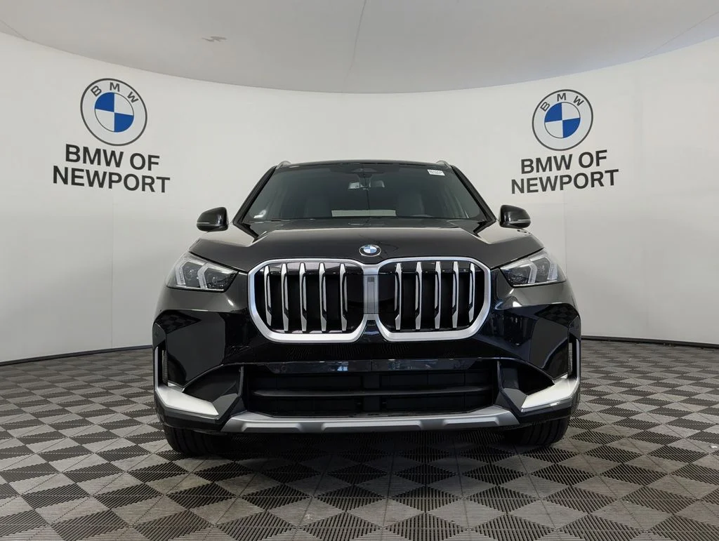 New 2026 Black Sapphire Metallic BMW xDrive28i image 4