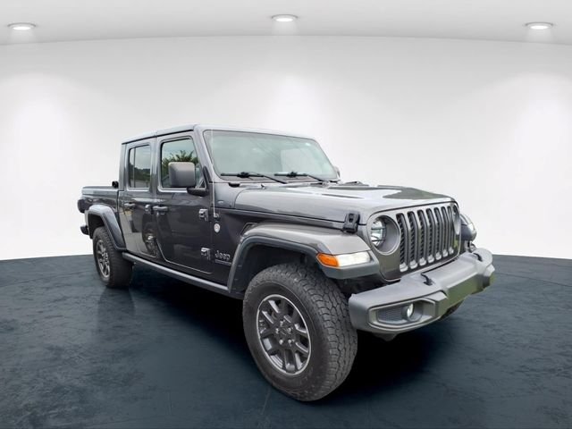 Used 2021 Gray Jeep Sport image 6