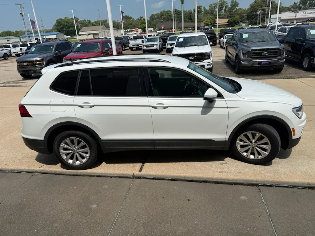 Used 2020 Pure White Volkswagen S image 8