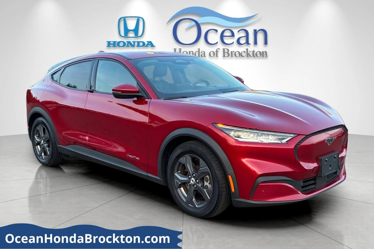 2021 Ford Mustang-Mach-e Select's photo