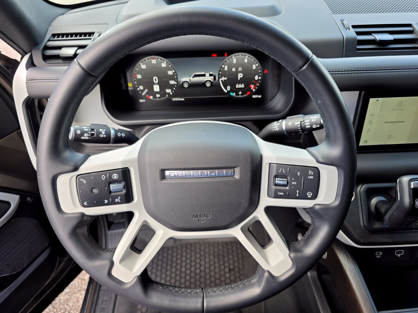 Certified Used 2024 Gondwana Stone Metallic Land Rover SE image 19
