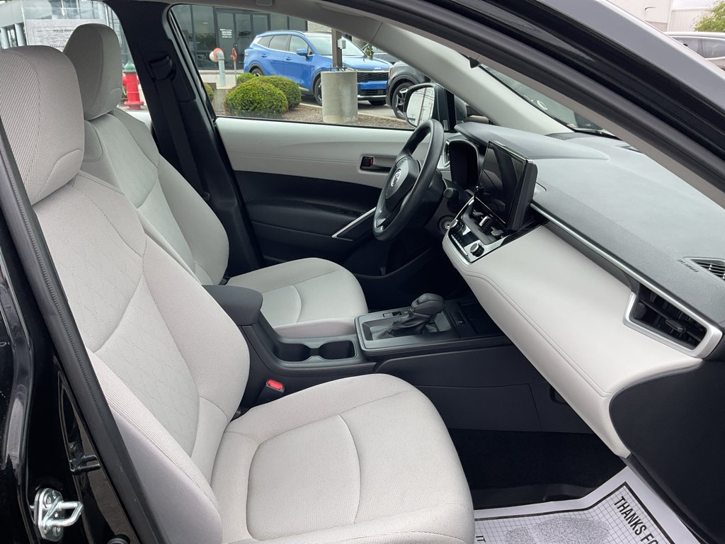 Used 2026 Jet Black Toyota L image 11