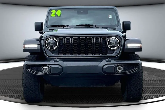 Used 2024 Jeep Wrangler 4-Door Willys with VIN 1C4PJXDG4RW237984 for sale in Kansas City