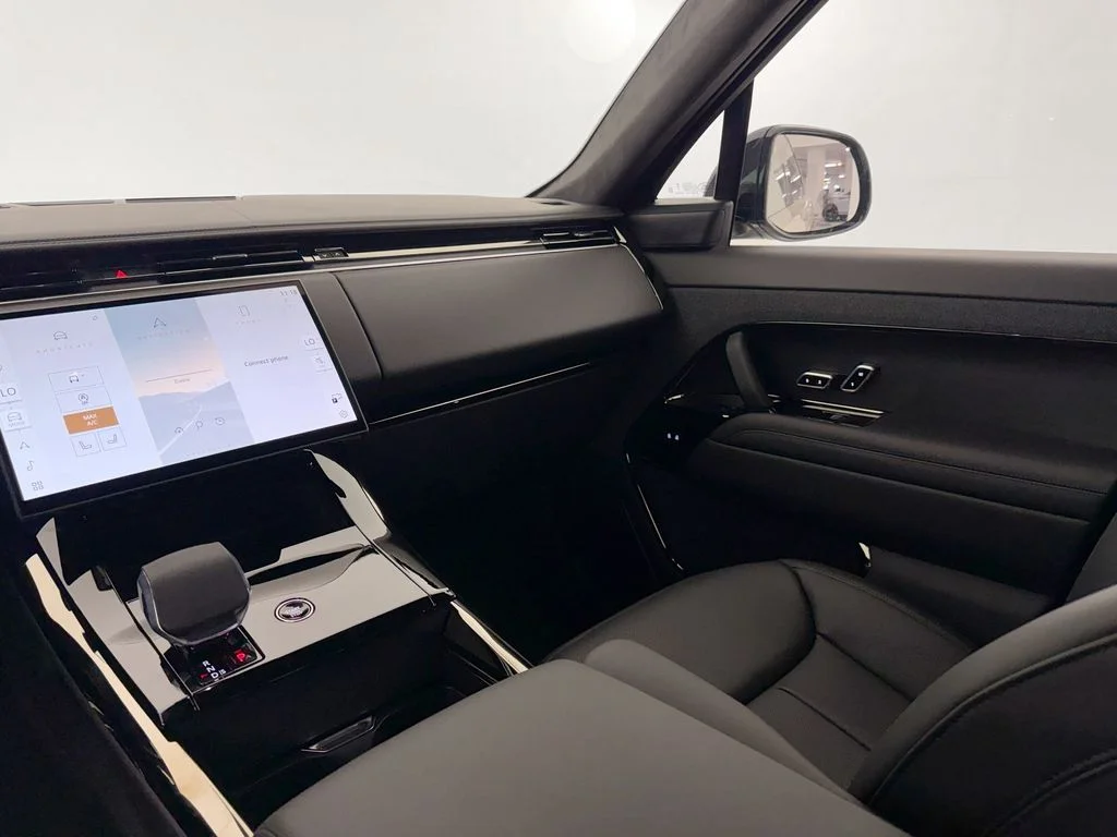 New 2026 Sunset Gold Land Rover Autobiography image 24