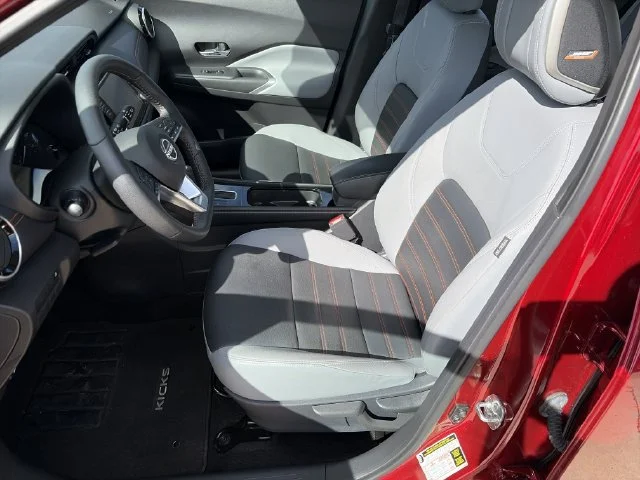 Used 2023 Red Nissan SR image 10