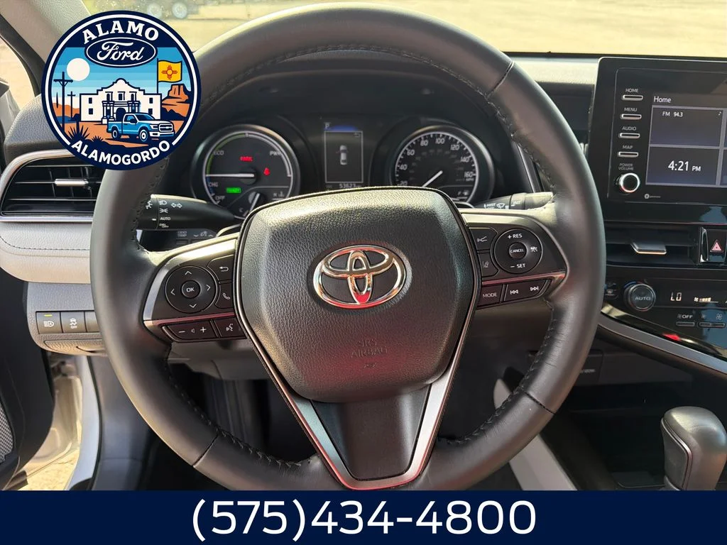 Used 2024 Ice Toyota SE image 14