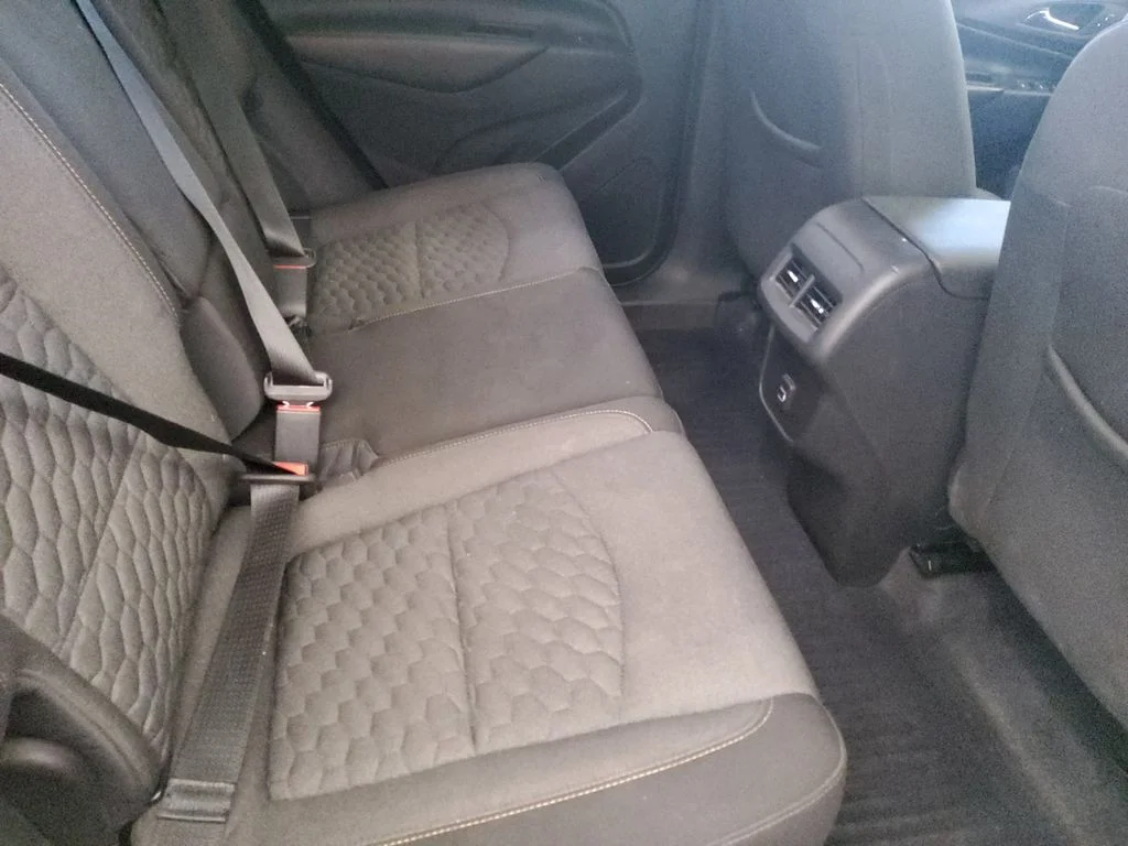 Used 2020 White Chevrolet LT image 17
