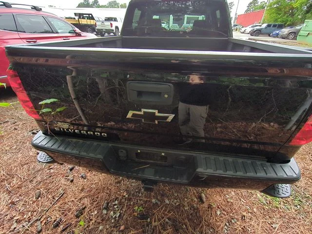 Used 2018 Black Chevrolet Custom image 11