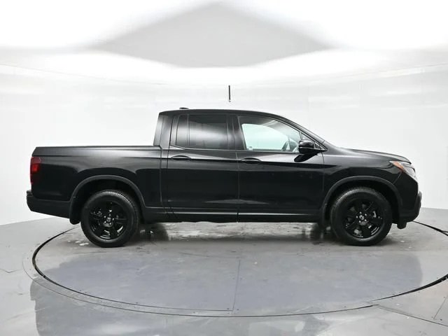 Used 2017 Black Honda Black Edition image 8
