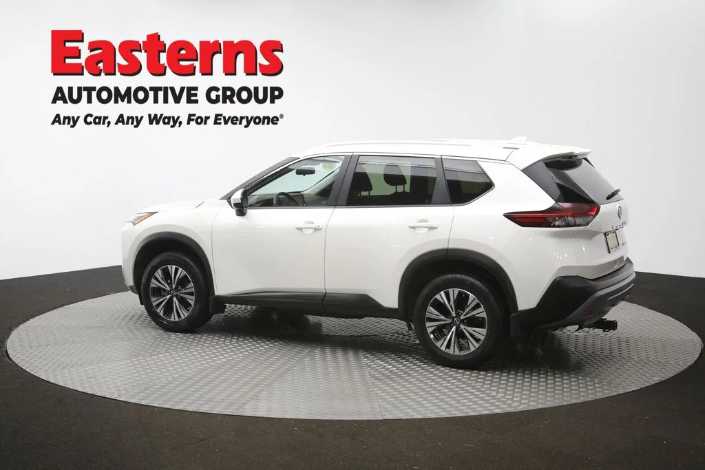 Used 2023 White Nissan SV image 66