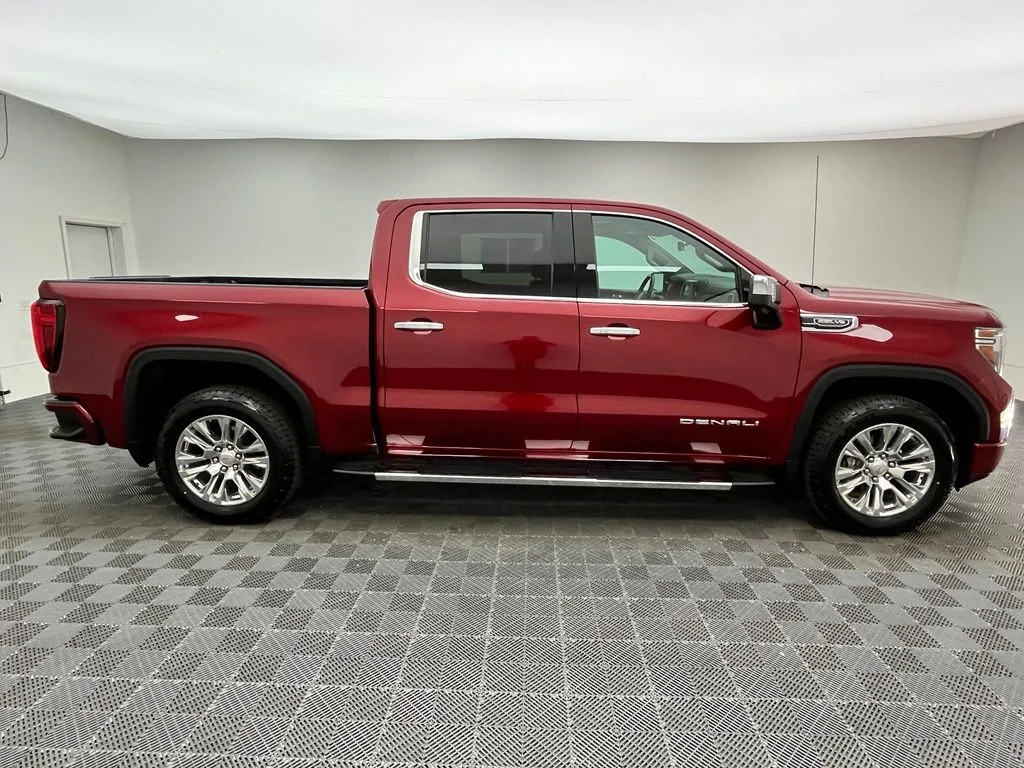 Used 2020 Red GMC Denali image 8