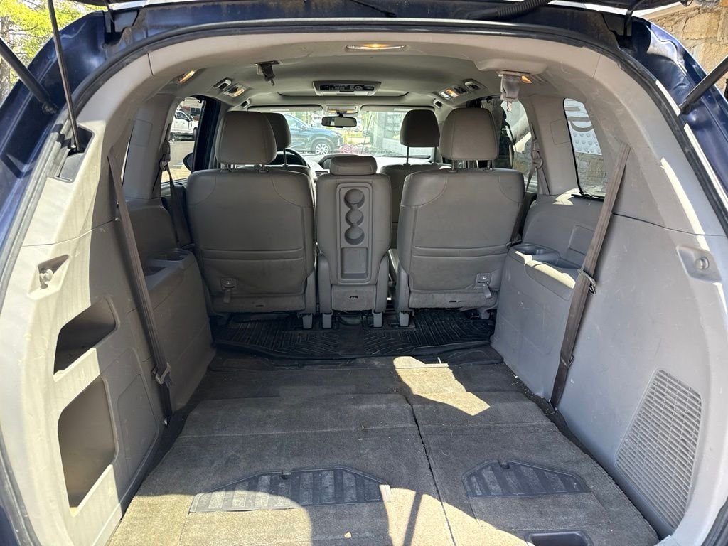 Used 2015 Obsidian Blue Pearl Honda Touring Elite image 20