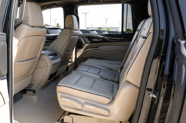 Used 2022 Black Cadillac Premium image 56