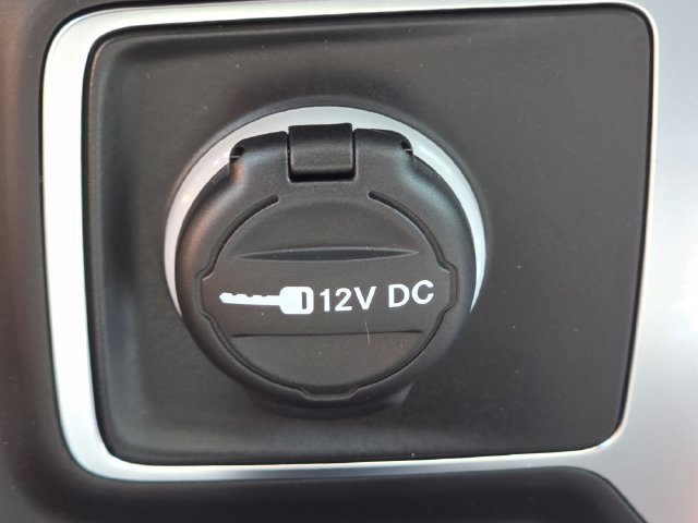 New 2026 Hydro Blue Pearl-Coat Exterior Paint Jeep Sport S image 13