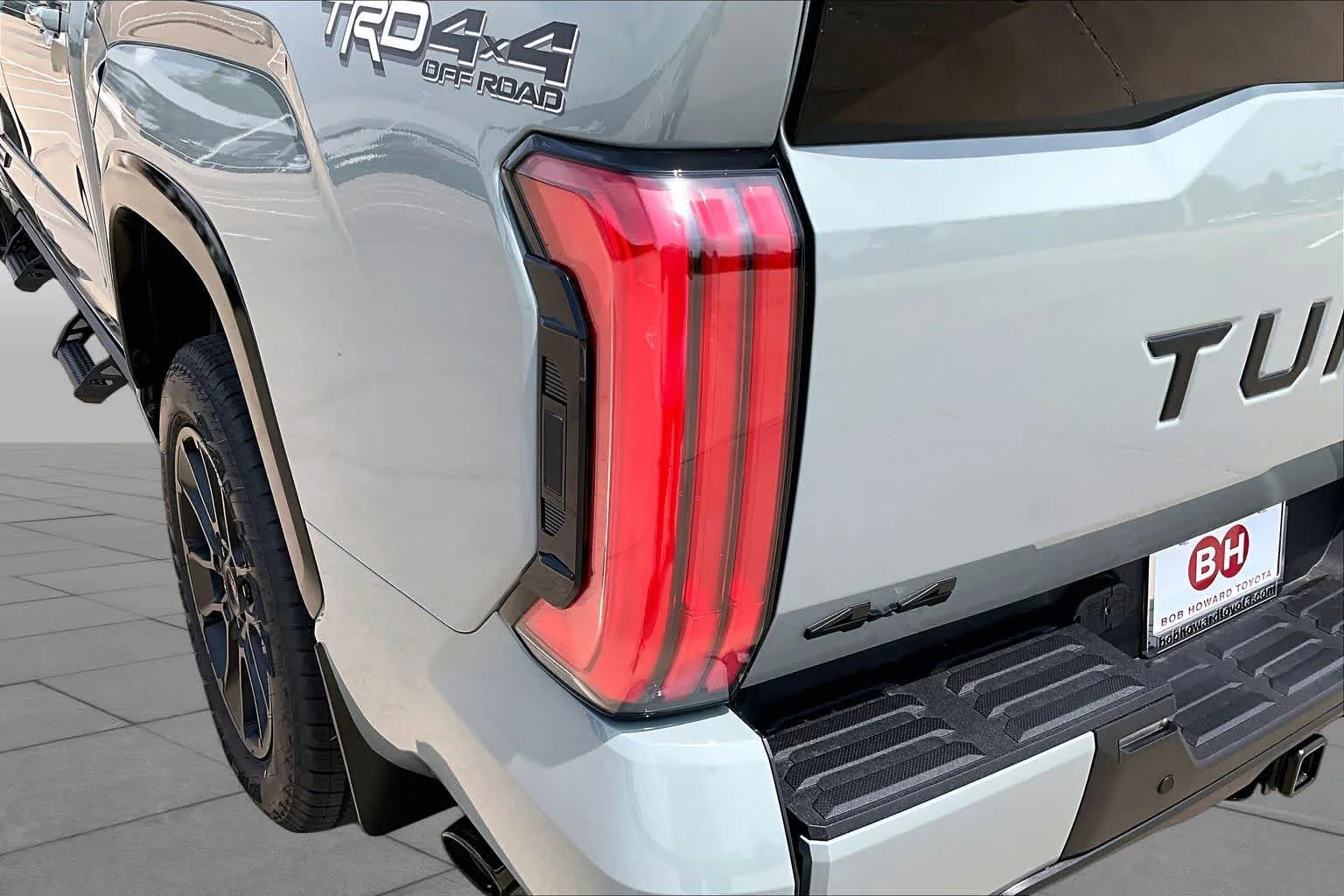 New 2026 Lunar Rock Toyota Platinum image 14
