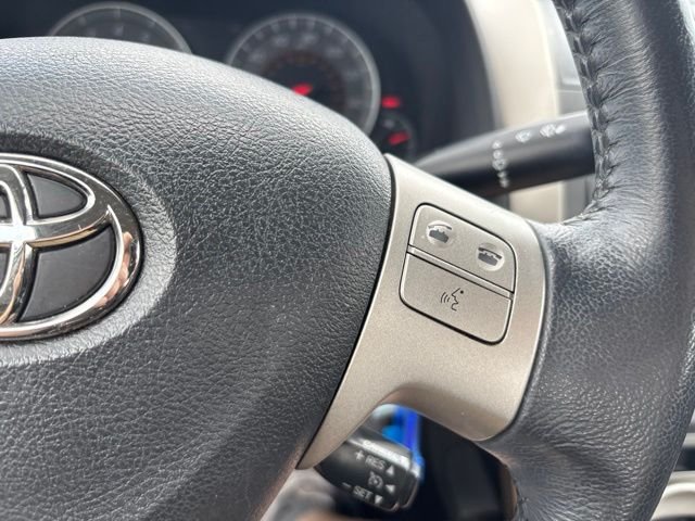 Used 2010 White Toyota S image 20
