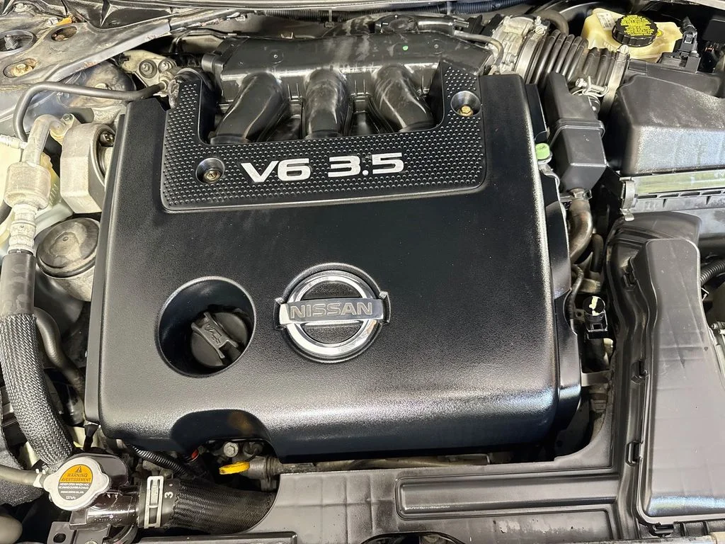Used 2015 Blue Nissan 3.5 SL image 38