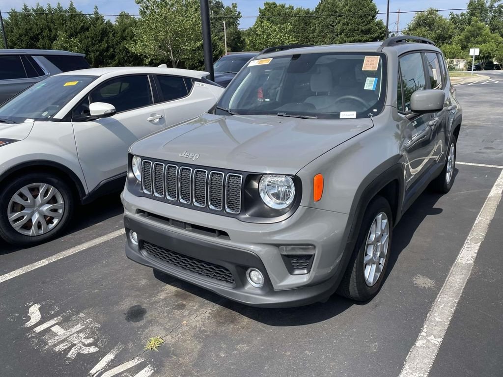 Used 2020 Sting-Gray Clearcoat Jeep Latitude image 3