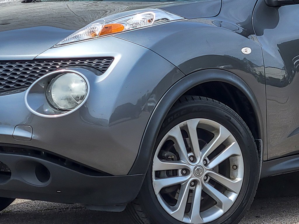 Used 2012 Gun Metallic Nissan S image 3