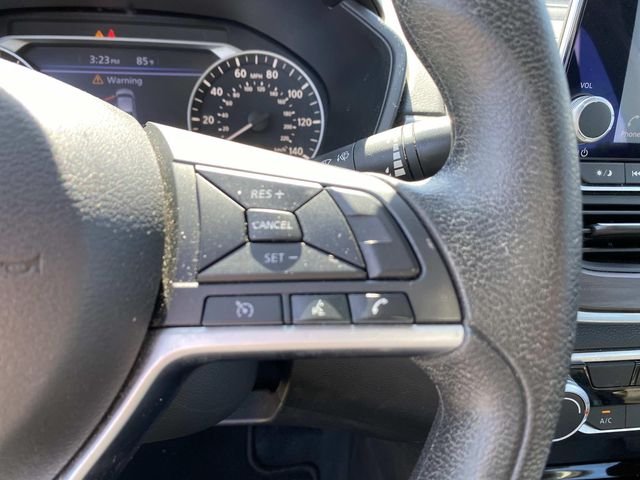 Used 2024 Black Nissan 2.5 SV image 15