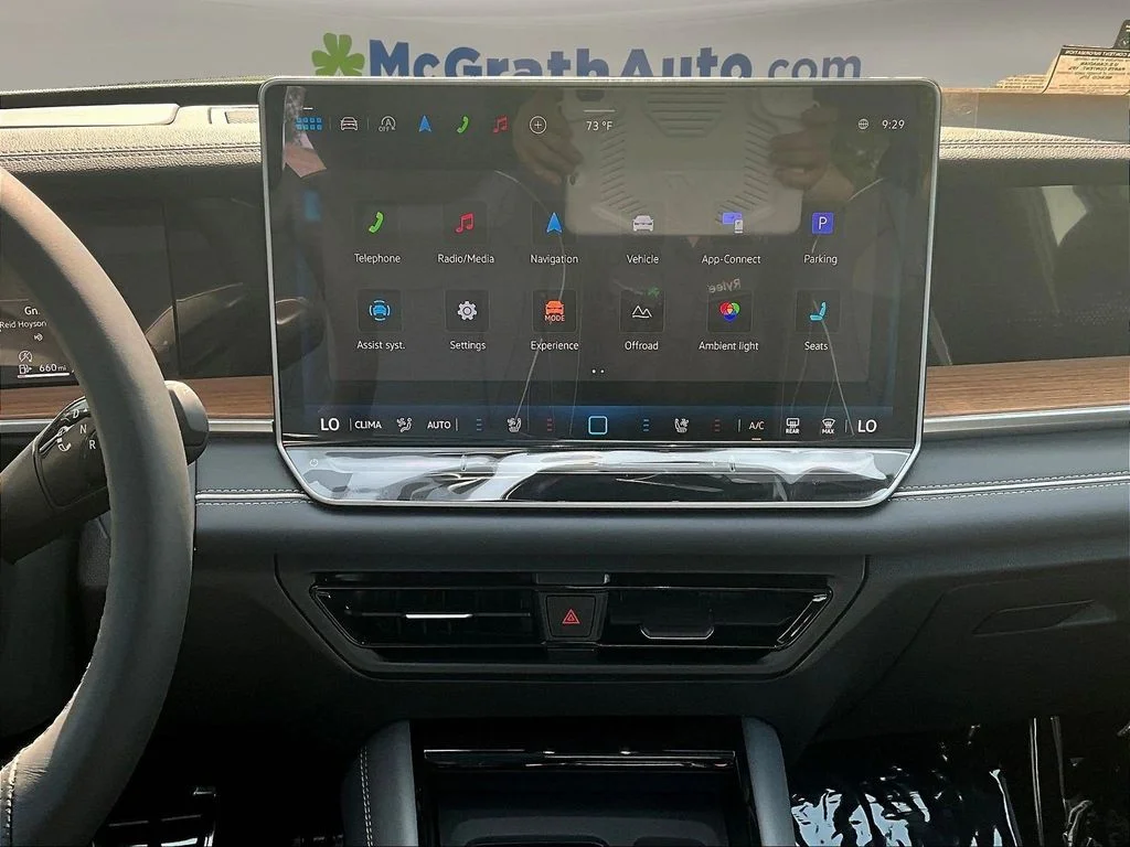 New 2026 Opal White Pearl Volkswagen 2.0T SEL R-Line Turbo image 6
