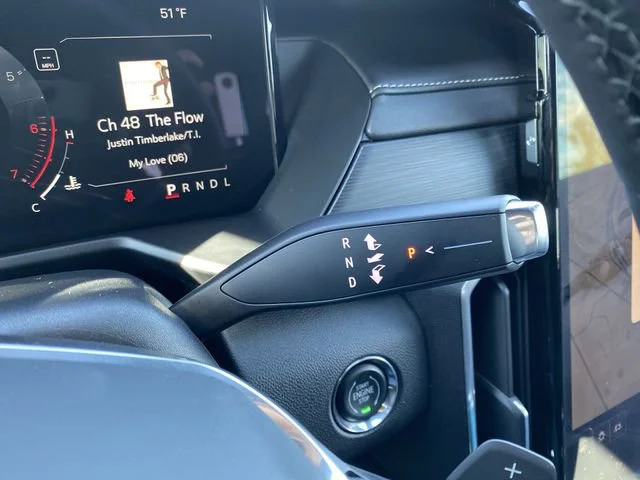New 2026 Sterling Metallic GMC Elevation image 20