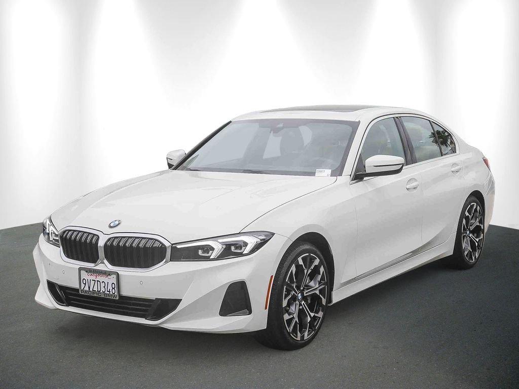 Used 2026 Alpine White BMW 330i image 3