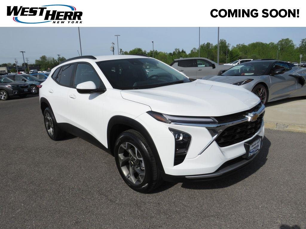 Used 2024 Summit White Chevrolet LT image 1