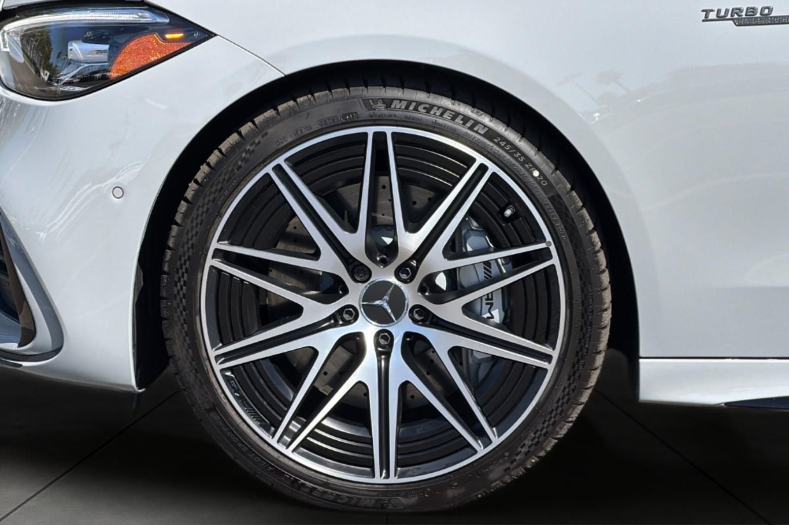 New 2026 MANUFAKTUR Alpine Grey Mercedes-Benz C 43 AMG® image 3