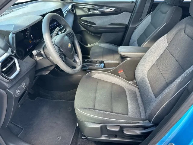 Used 2025 Blue Chevrolet LT image 21