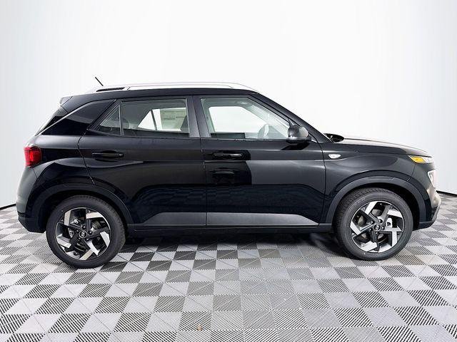 New 2026 Black Hyundai SEL image 7