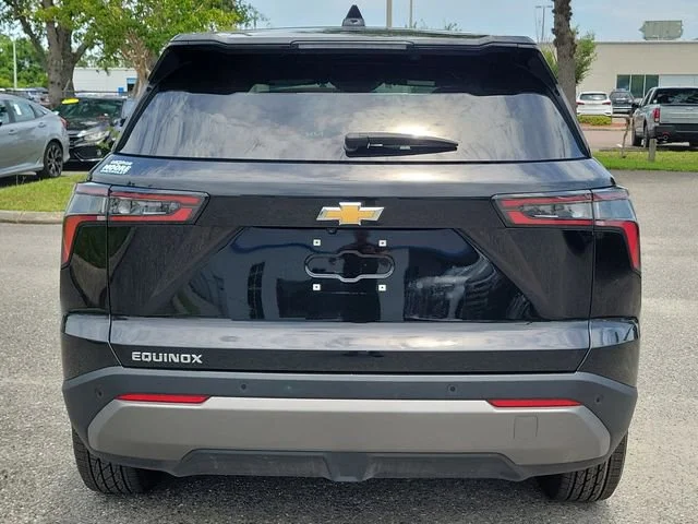 2026 Chevrolet Equinox LT - Photo 9