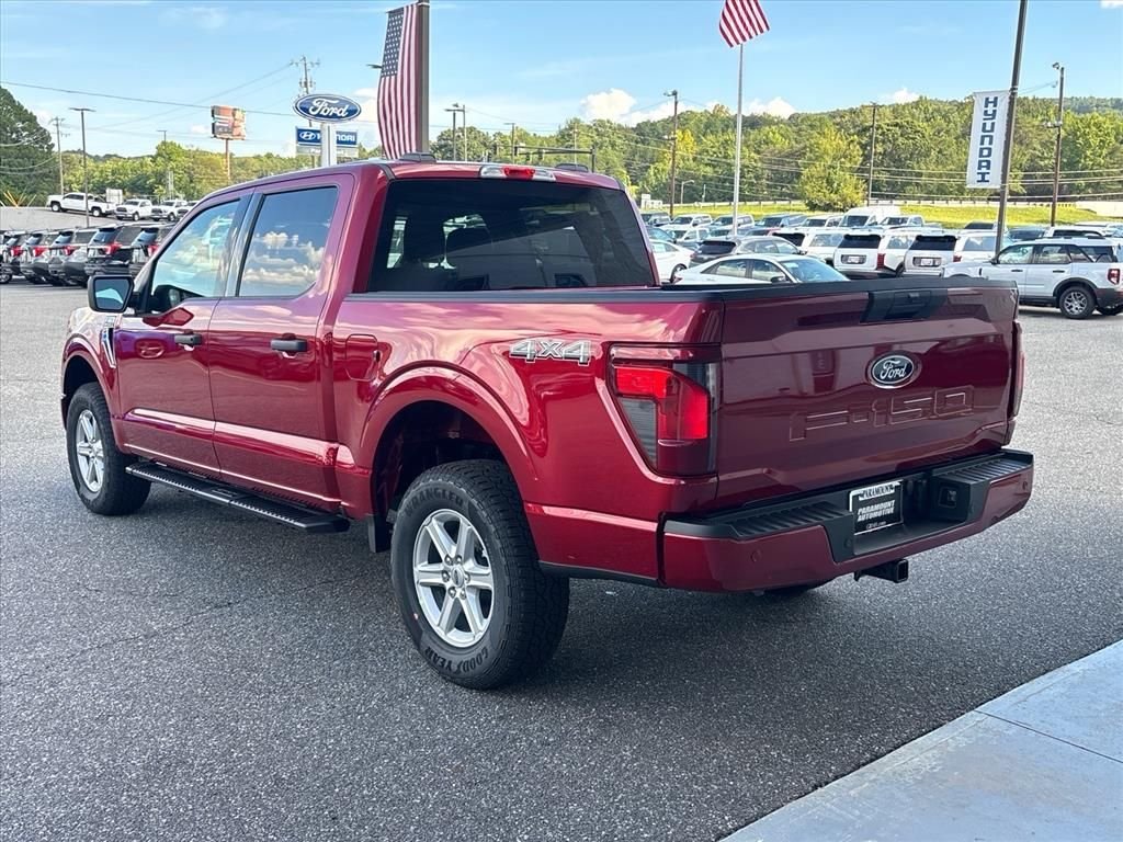 New 2026 Ruby Red Metallic Tinted Clearcoat Ford XLT image 2