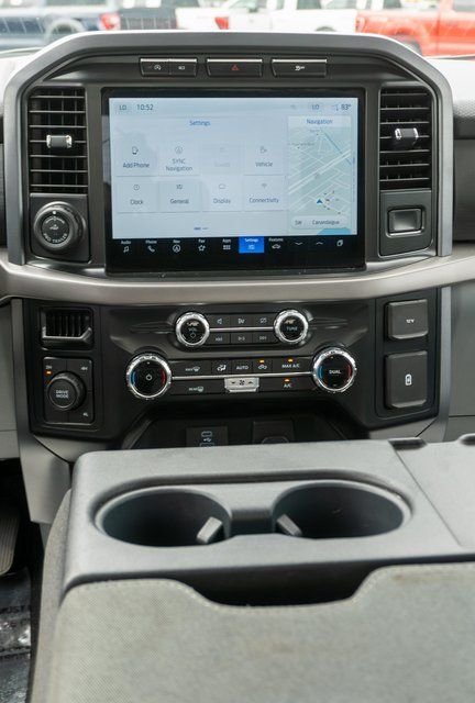 Used 2024 Agate Black Metallic Ford XLT image 14