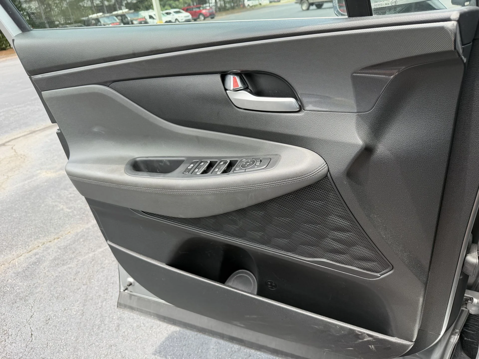 Used 2023 Shimmering Silver Pearl Hyundai SEL image 12