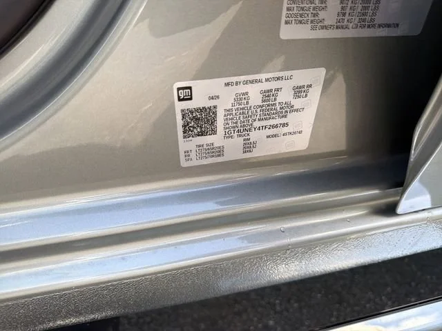 New 2026 Sterling Metallic GMC SLT image 57