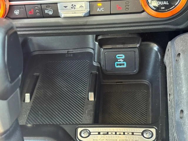 Used 2025 Gray Ford Badlands image 36