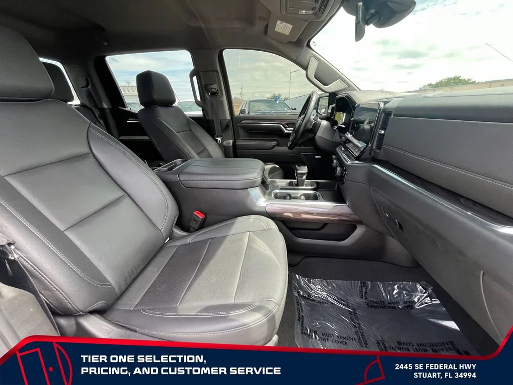 Used 2024 Summit White Chevrolet LTZ image 20