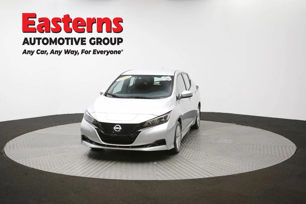 Used 2023 Silver Nissan S image 49