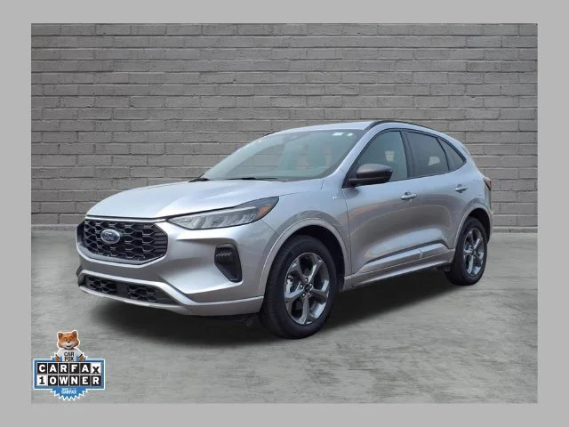 Used 2023 Silver Ford ST-Line image 1