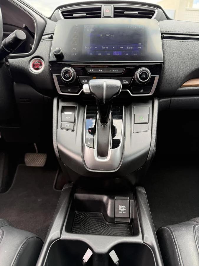 Used 2019 Black Honda Touring Awd Cvt image 17